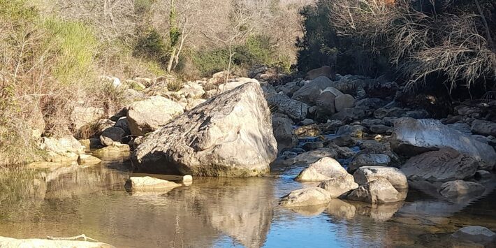 RIO FIUME E IL SENTIERO DEL BIANCONE