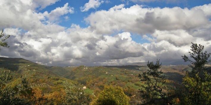 DA CASTEL SAN PIETRO A SALISANO: A PASSO LENTO TRA I BORGHI DELLA SABINA