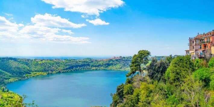 Nemi  la via sacra e le Grotticelle