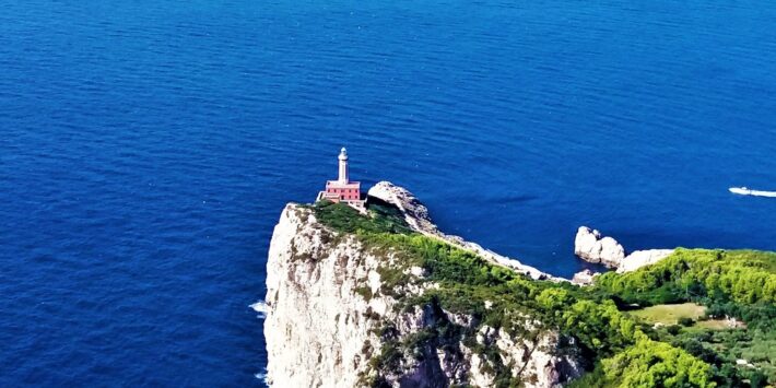 Capri: trekking e mare